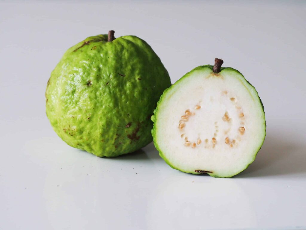 கொய்யாப்பழத்தில் உள்ள மருத்துவ குணங்கள் பற்றித் தெரியுமா?