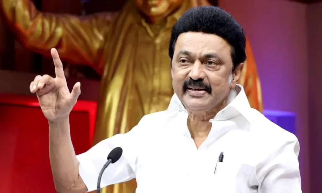 எழுத்தாளர்களுக்கு அடுக்குமாடி குடியிருப்பு ஆணை ! முதல்வர் வழங்கினார் !