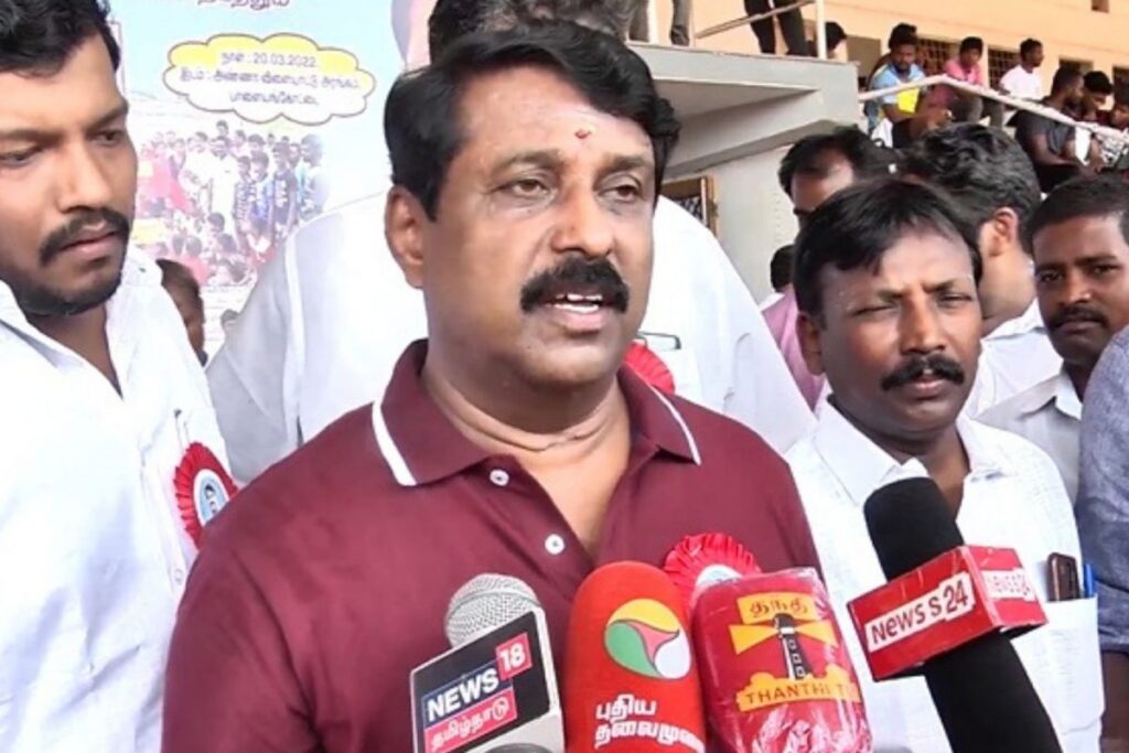 அதிமுகவிற்கு ஒற்றை தலைமை தான் சரி – பாஜக நயினார் நாகேந்திரன் !