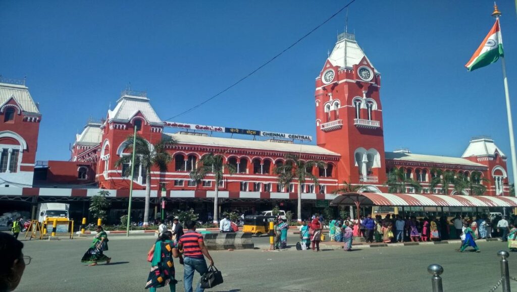 நூதன முறையில் பணம் கடத்தல் – கைது செய்த ரயில்வே போலீசார் !