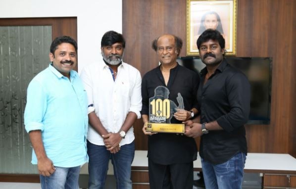 படக்குழு