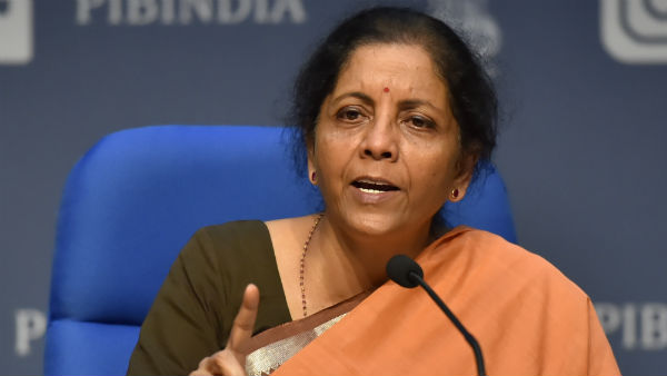 வீடுதிரும்பிய நிதி அமைச்சர் நிர்மலா சீதாராமன்!