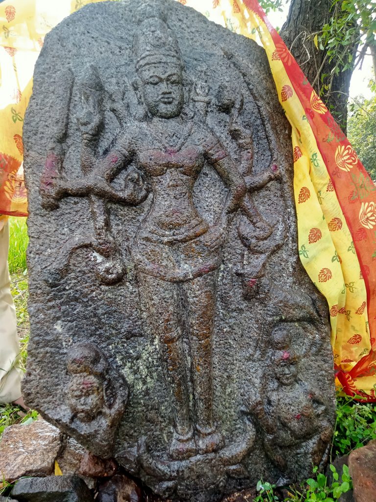 விழுப்புரம் 1200 ஆண்டுகள் பழமை வாய்ந்த கொற்றவை சிற்பங்கள் கண்டுபிடிப்பு