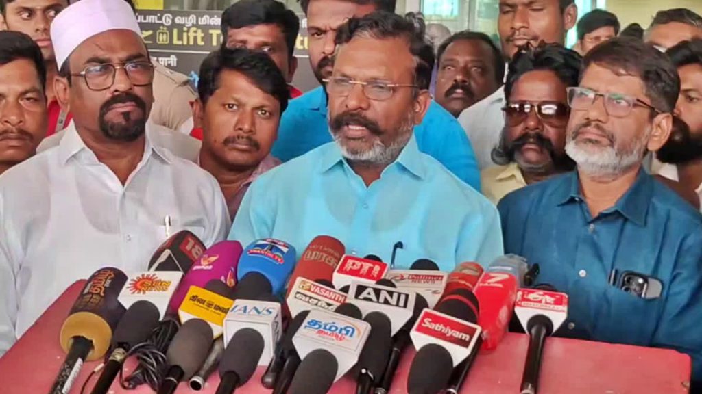 “ஆட்சியில் பங்கு என அழுத்தம் கொடுக்கவில்லை, அதே சமயம் கோரிக்கையை கைவிடவில்லை” – திருமாவளவன் பேச்சால் சலசலப்பு